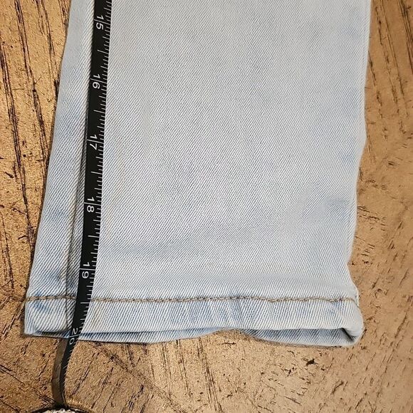 Gogo Star Graphic Jeans Size 6 Never Worn - Picture 9 of 12